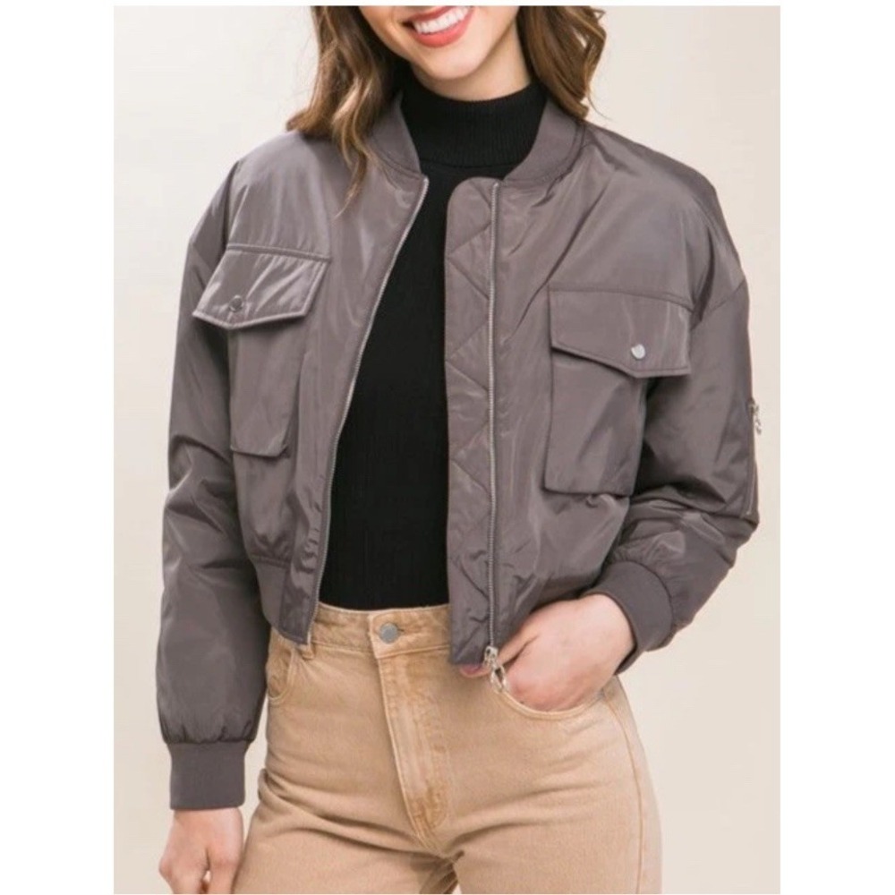 Crop‎ Zipped Bomber Jacket Gray Women's Small Love Tree